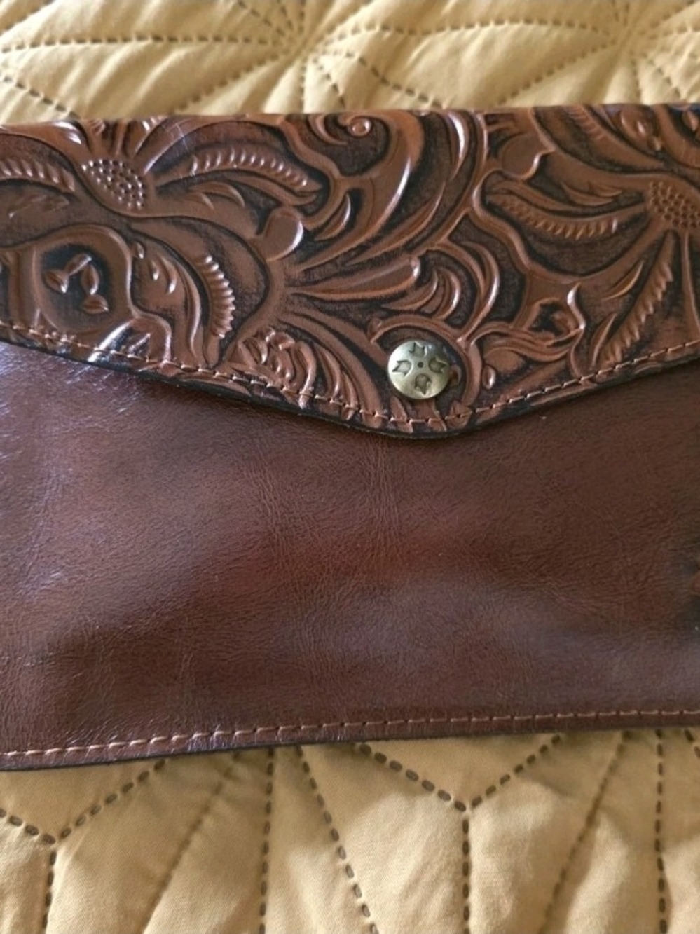 NWT Patricia Nash Florence Tooled Leather Clutch / Tech Portfolio